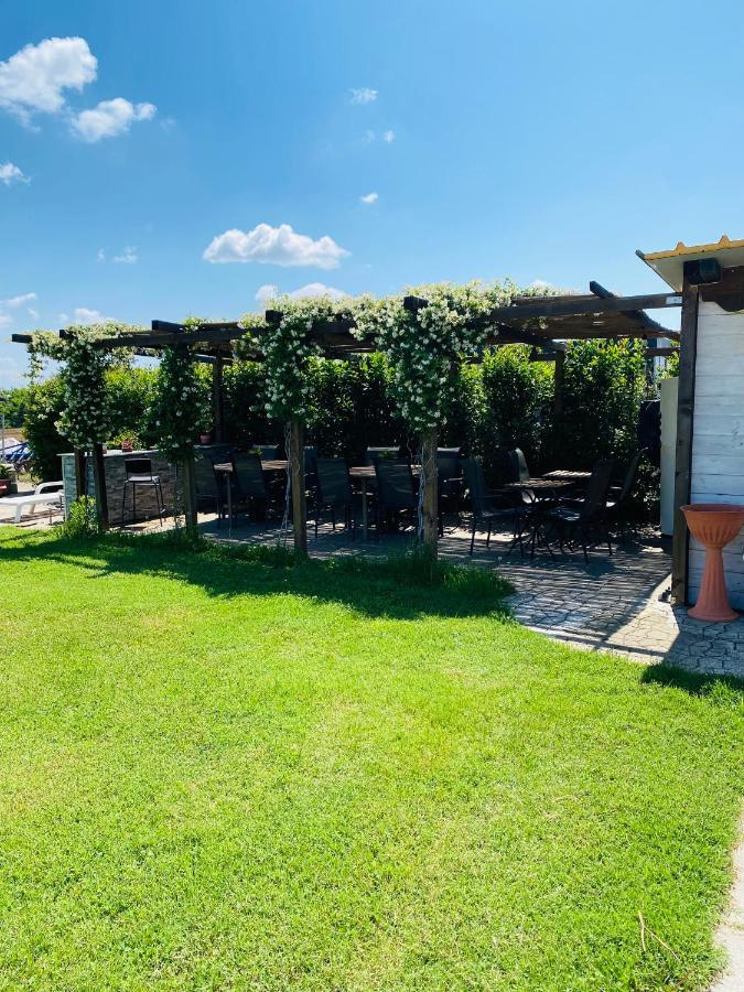 B&B Villa Degli Angeli Берналда Екстериор снимка